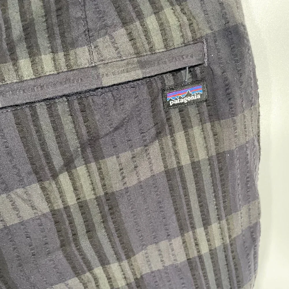 Patagonia Shorts Mens Sz 30 Gray Plaid Lightweight Seersucker Pockets
